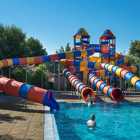 Victoria Mobilehome In Centro Vacanze San Francesco Дуна-Верде Экстерьер фото