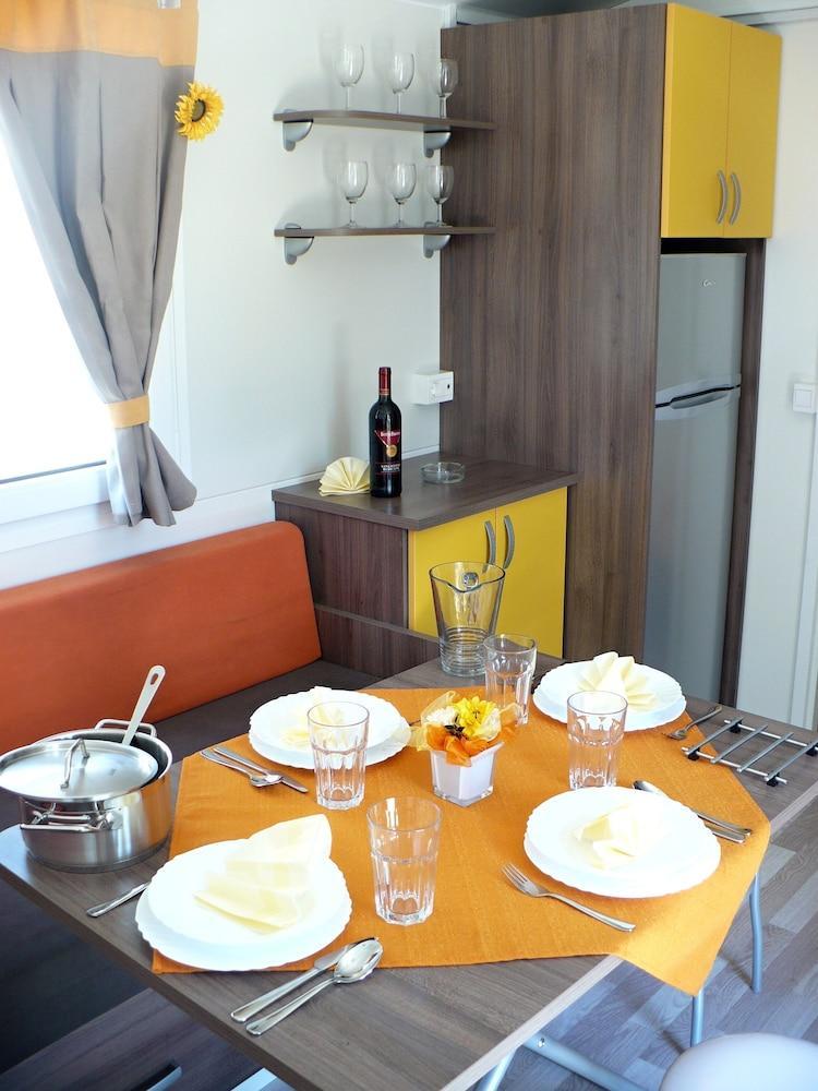 Victoria Mobilehome In Centro Vacanze San Francesco Дуна-Верде Экстерьер фото