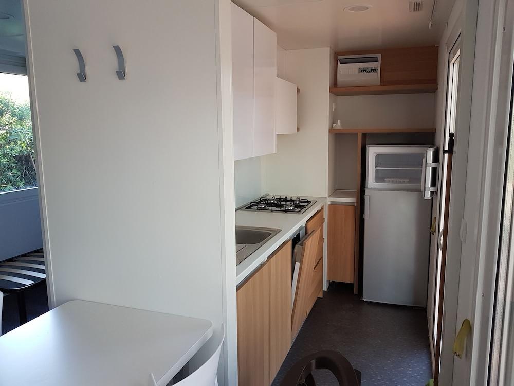 Victoria Mobilehome In Centro Vacanze San Francesco Дуна-Верде Экстерьер фото